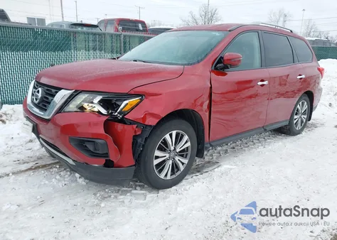 2017 Nissan Pathfinder S z USA, uszkodzony, nr VIN 5N1DR2MNXHC613404